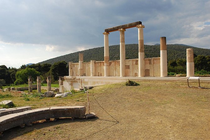 Mycenae, Epidaurus, Nafplio private tour from Athens - Treasury of Atreus: the beehive tomb moment