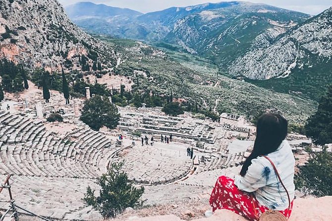 Mystical Delphi & Famous Oracle Full Day Private Tour from Athens - The Drive and the Welcome Treat That Sets the Tone
