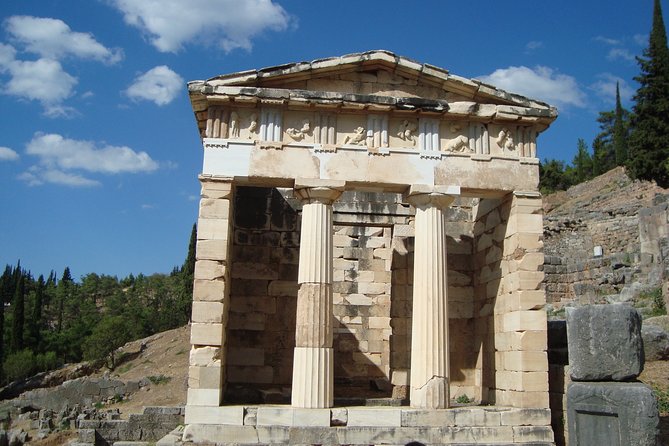 Mystical Delphi & Hosios Loukas Byzantine Wonder Luxury Day Tour - Tholos of Athena Pronaia: a circular photo spot with 4th-century BC swagger