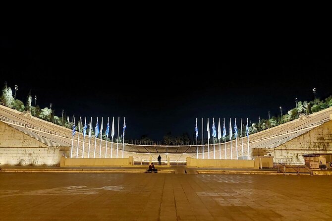 Night Tour of the City of Athens with Guide in Spanish - Plaka at night: Metropolitan Cathedral, the Ancient Agora, and the end point