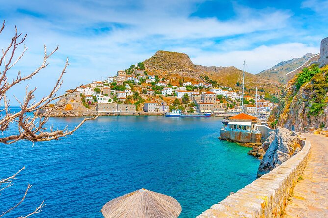 One Day Cruise From Athens to 3 Saronic Gulf Islands - Boarding day on the ferry: safety, food, and a Greek folk show