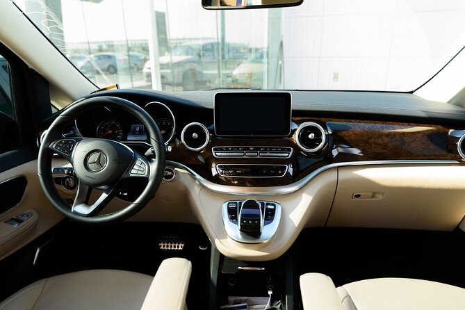 Piraeus Port Private Transfer to Athens Airport with Meet & Greet - What you actually get on the drive, from vehicle type to driver vibe