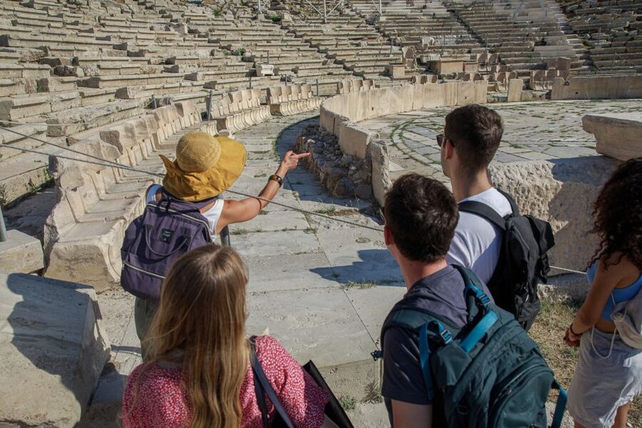 Private Guided Tour: Athens, Acropolis and Acropolis Museum - Why a private guide is worth it here