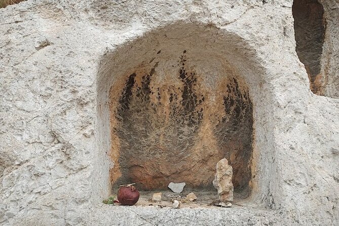 Private Luxury Tour: Unveiling the Sacred Mysteries of Eleusis - Eleusis Archaeological Site: Roman engineering meets ritual spaces