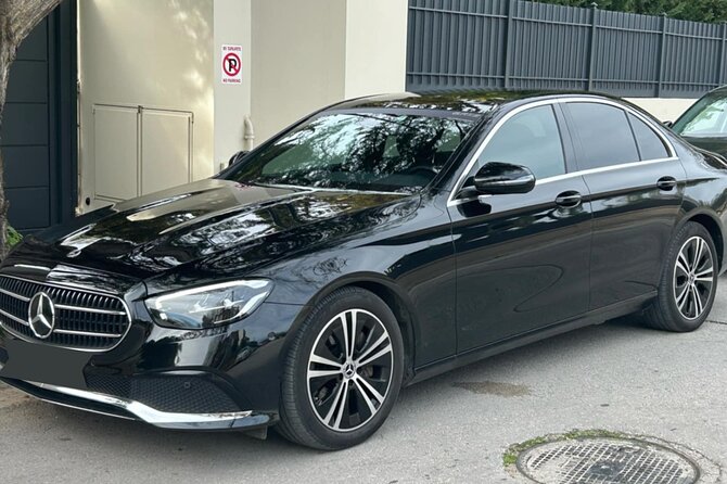 Private Luxury Transfer from Athens to Athens Airport - Luggage Help: A Small Detail That Saves Real Energy