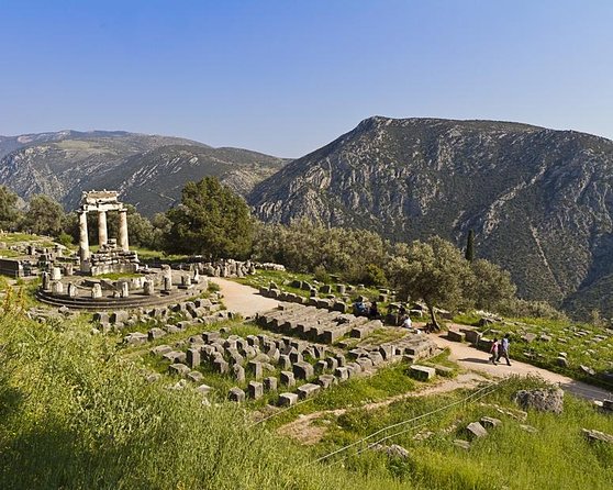 Private Tour: Delphi Day Trip from Athens Including wonderful local Lunch - Stoa, Polygonal Wall, and why the ruins look the way they do