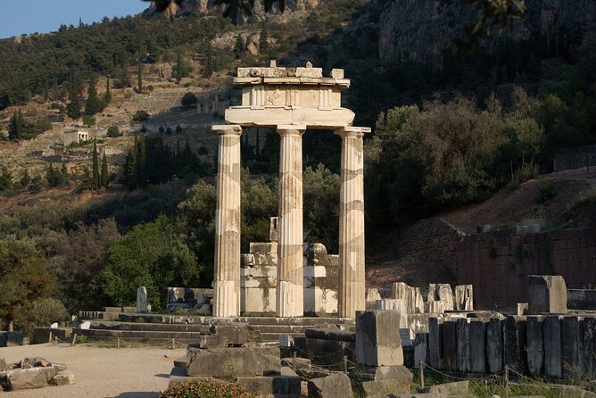 Private Tour: Delphi Day Trip from Athens Including wonderful local Lunch - Delphi Archaeological Museum: treasures you only notice with a guide