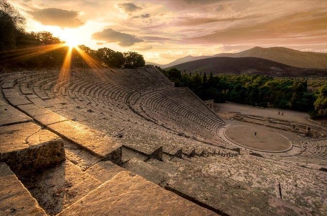 Private Tour of Nafplio, Mycenae, Epidaurus & Isthmus Canal From Athens - Corinth Canal and the Ancient Diolkos: moving boats over land