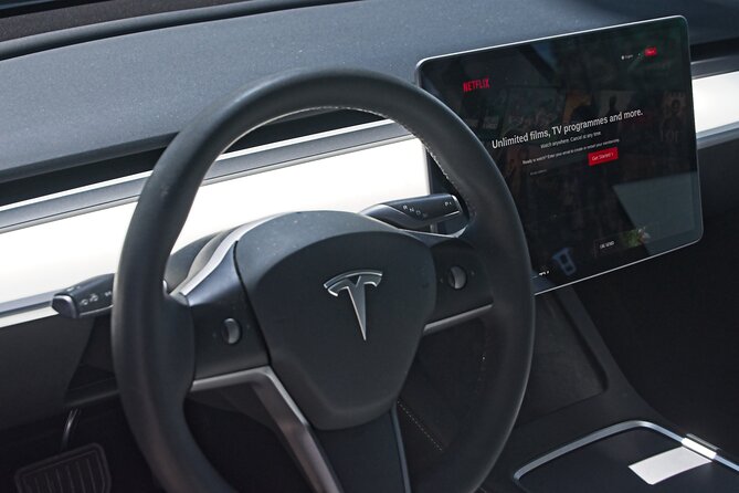 Private Transfer from Athens Airport to Athens City with Tesla - The 45-Minute Tesla Ride: Drop-Off to Your Stay in Athens