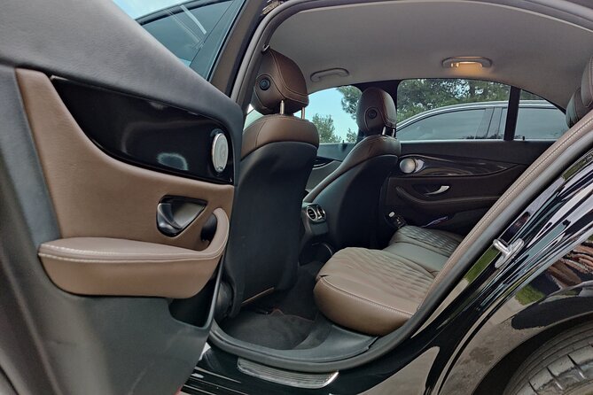Private Transfer From/To Athens International Airport - Small Things That Help You Have a Better Arrival
