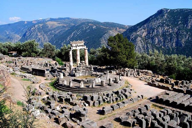 Sacred Delphi & Osios Loukas in a Full Day Private Tour - The Delphi Museum: where the site makes more sense