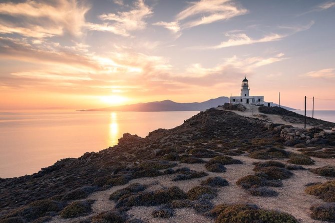 Sunset Lighthouse Armenistis - Armenistis Lighthouse at sunset: why this short trip feels worth it