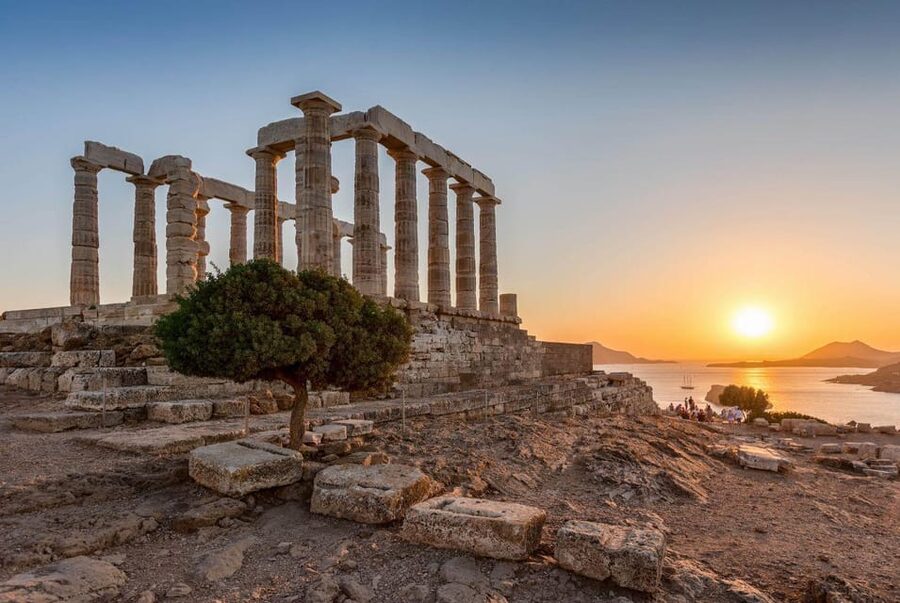 Temple of Poseidon - Inside the Temple of Poseidon visit: what 1 hour lets you do