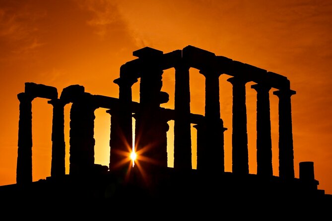 Temple of Poseidon sunset @ Cape Sounio (And dinner time) - Temple of Poseidon at Cape Sounion, and why the sunset timing matters