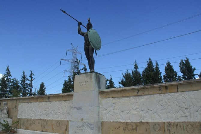 Thermopylae and Delphi Private Full-Day Tour from Athens - Lunch in Delphi and the Arachova photo moment