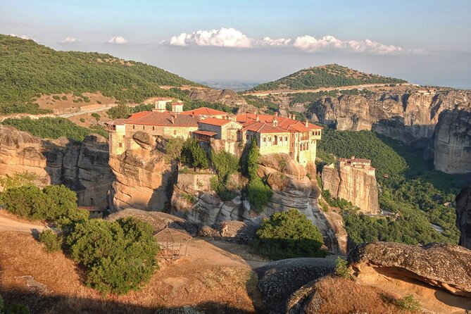 Thermopylae, Meteora and Delphi Private Full Day Tour - Lunch break style: coffee, village stops, and no included lunch