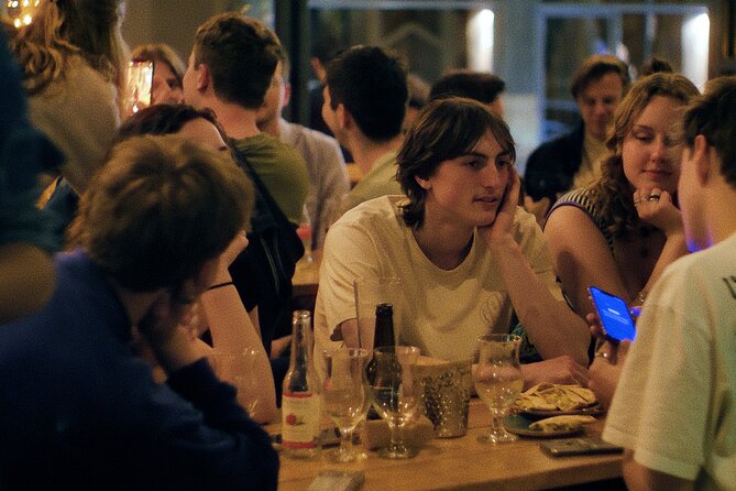 Thursday & Friday Night Pub Crawl for Professionals in Athens - Stop 3: Rumble in the Jungle for that alleyway energy