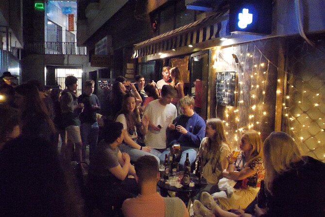 Thursday & Friday Night Pub Crawl for Professionals in Athens - The guides make the social part actually work (Alex, Adriana, Elena)
