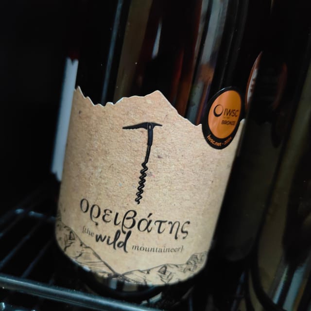 Ultimate Tasting of the Volcanic Wines of Greece - Anton’s hosting style, and why the reviews keep repeating one theme