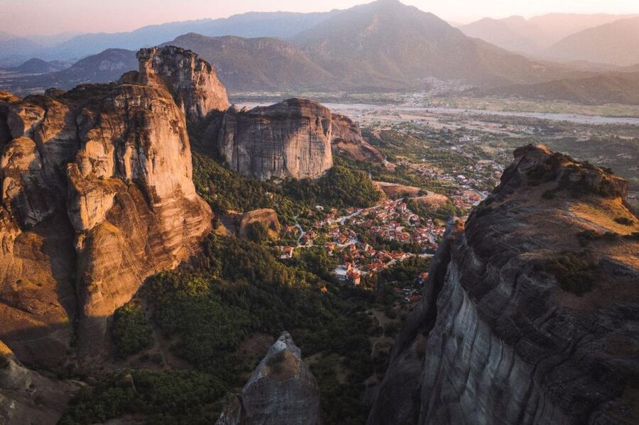 Visit Delphi & Meteora Monasteries Full Day Private Trip - Packing and comfort checklist for Delphi and Meteora