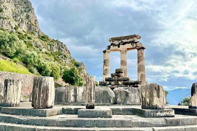 Visit Delphi & Meteora Monasteries Luxury Private Tour FromAthens - From Athens to Arachova and Mount Parnassus, the scenic warm-up