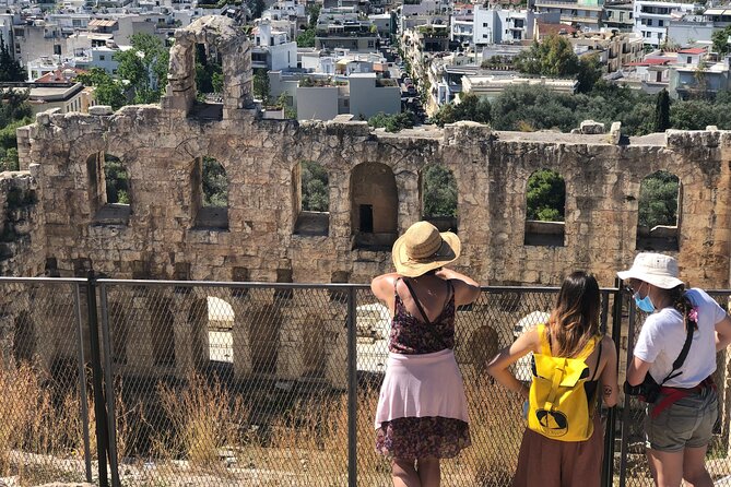 Visit of the Acropolis with an official guide in Spanish - Stops are short, but the flow is smart